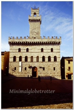 montepulciano-palazzo-comunale-_02