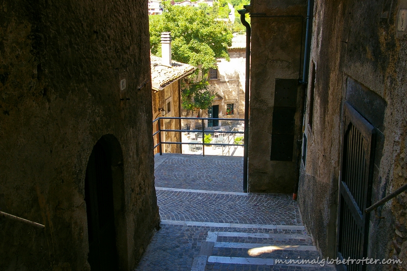 Paese di Scanno vicolo