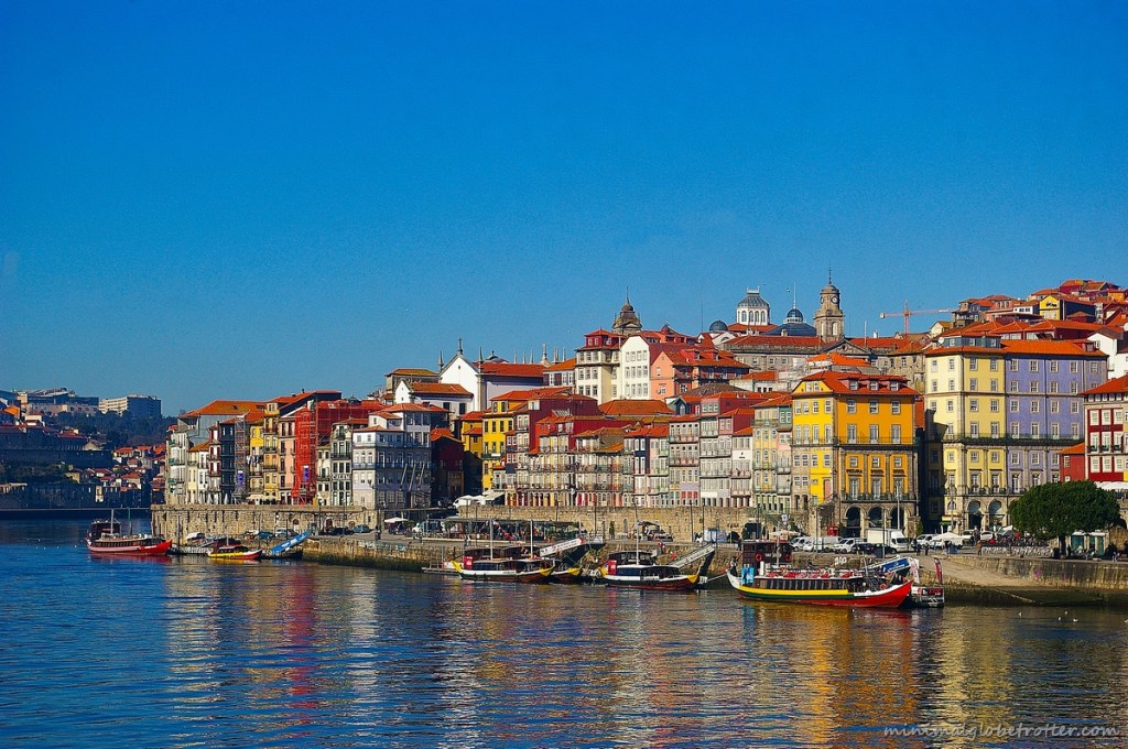 Città di Porto panoramica del quartiere della Ribeira

