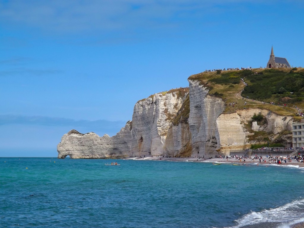 Scogliere di Étretat Veduta sulle Scogliere di Étretat - Falaise d'Amont