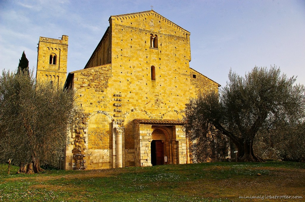 Abbazia Sant'Antimo Siena - Facciata