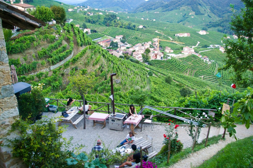 veduta L'Osteria senz'Oste e vigne sel Prosecco