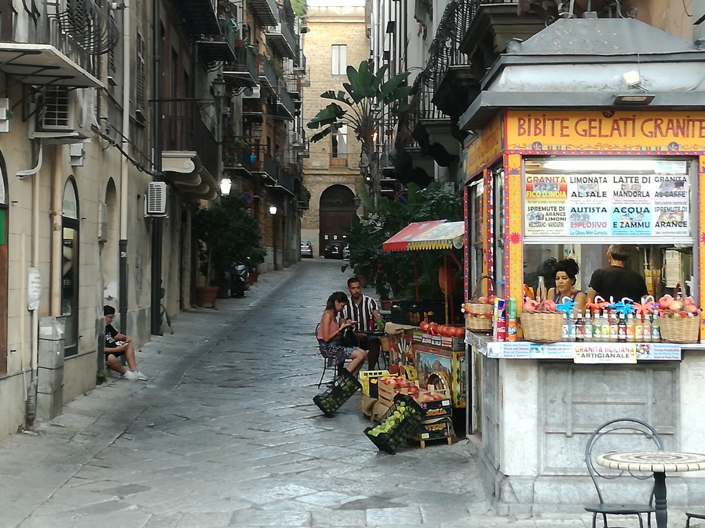 Chiosco di granite e spremute a Palermo